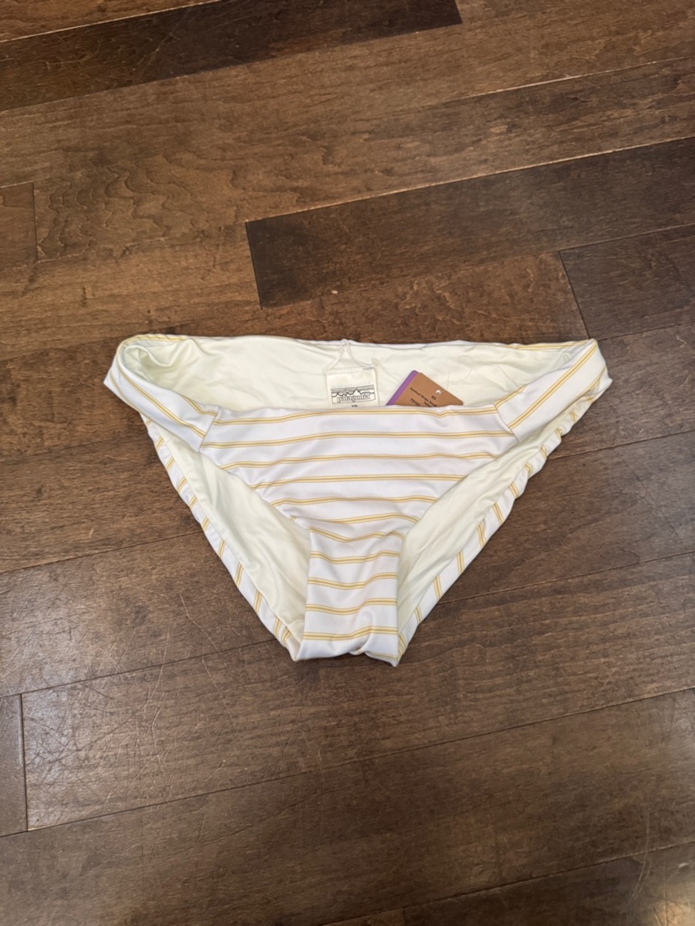 Patagonia white and surfboard yellow sentinel striped swim bottom new size XS